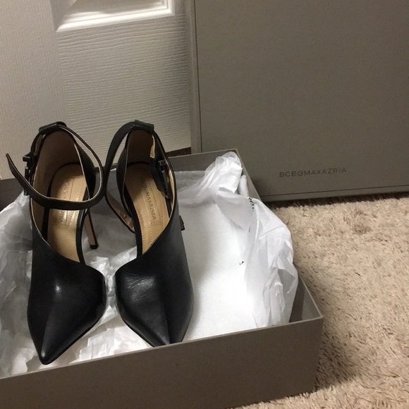 🔥BCBG Max Azria half d'Orsay Pump - Picture 2 of 5